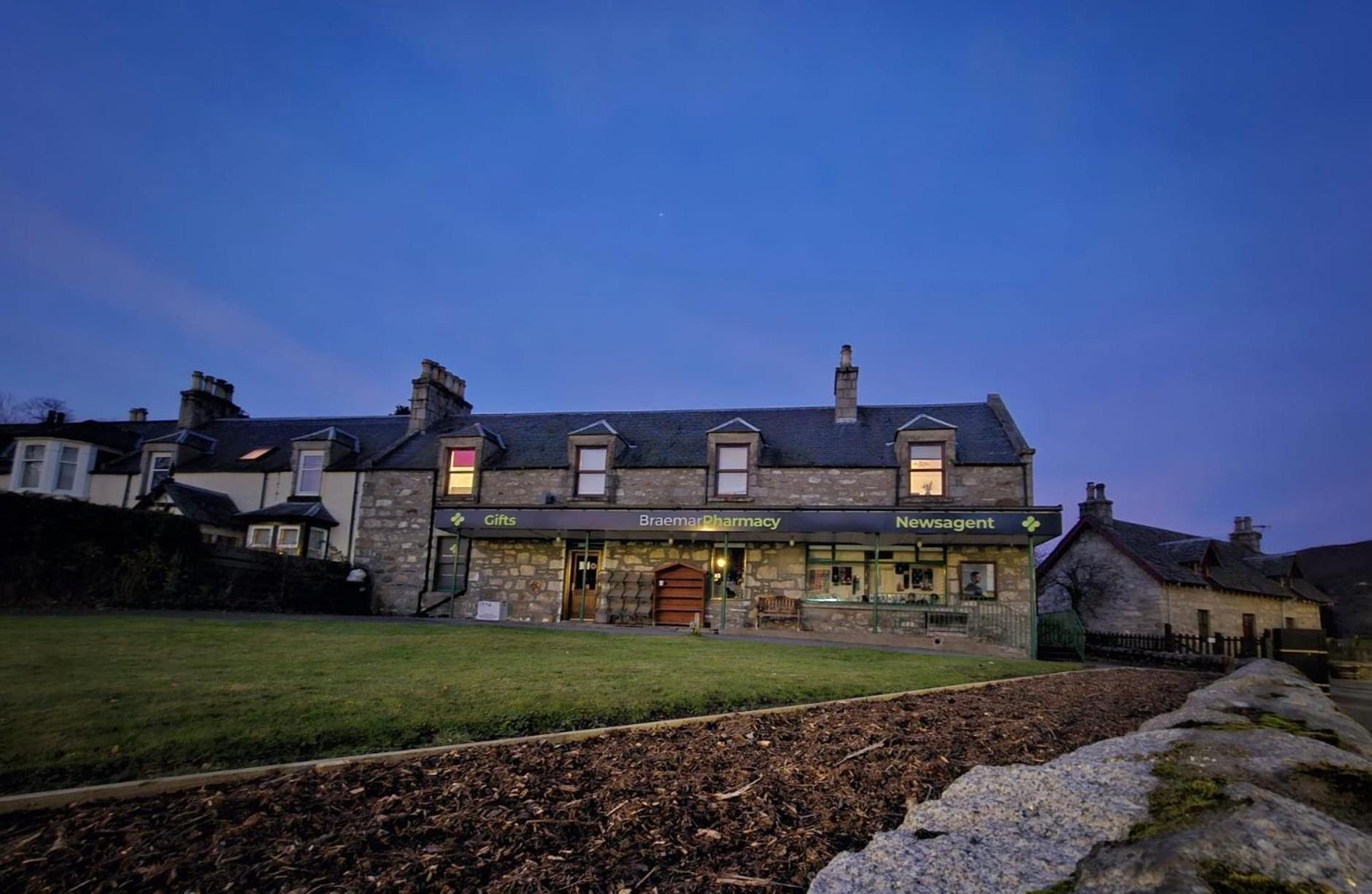 Bruachdryne Braemar Accommodation Екстериор снимка